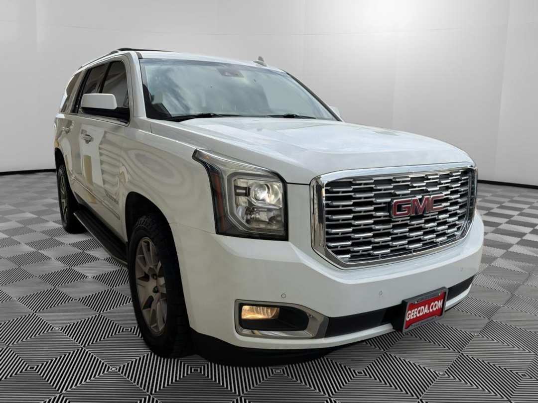 2019 GMC Yukon Denali - Image 3
