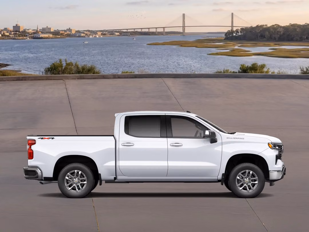 2026 Chevrolet Silverado 1500 LT - Image 3