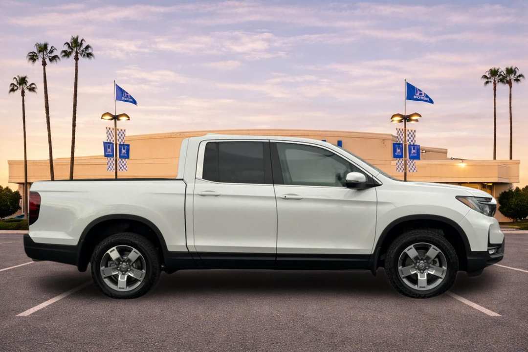 2026 Honda Ridgeline RTL - Image 3