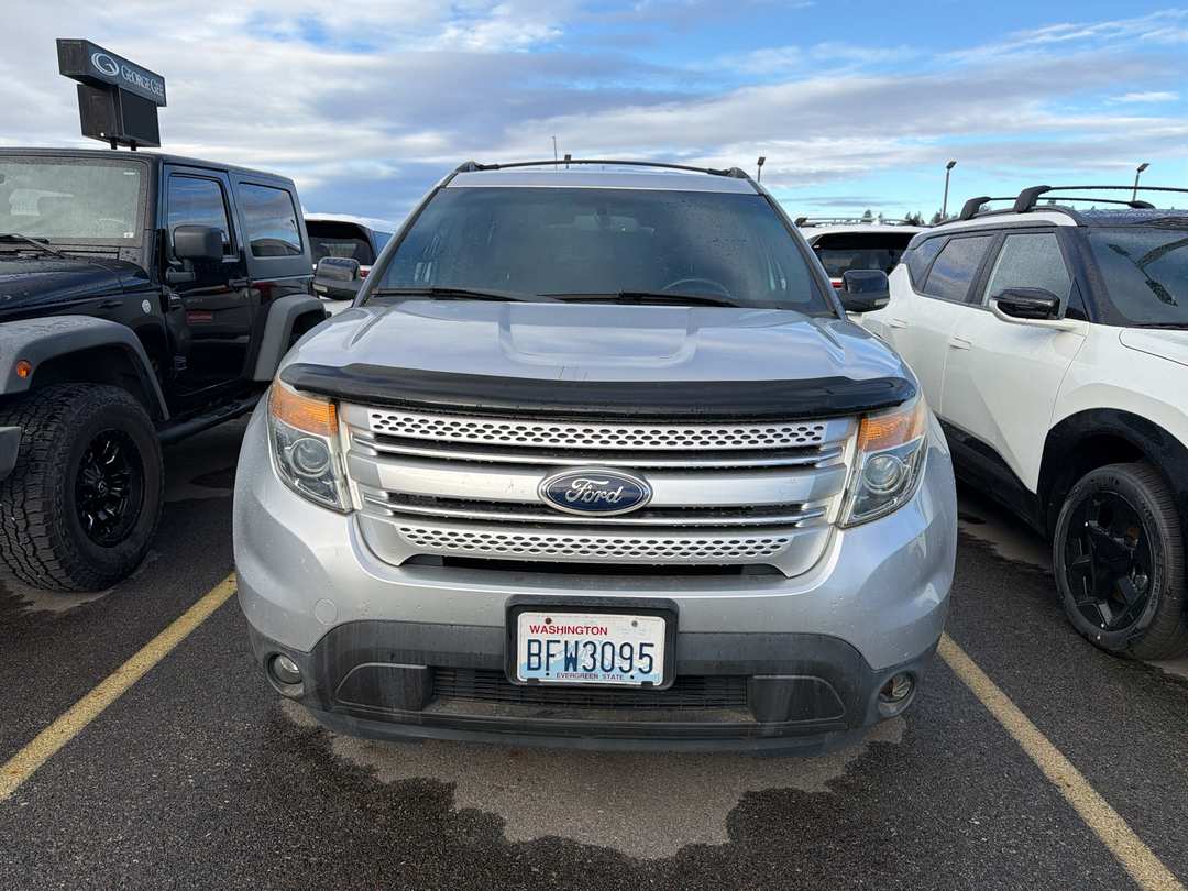 2012 Ford Explorer XLT - Image 2