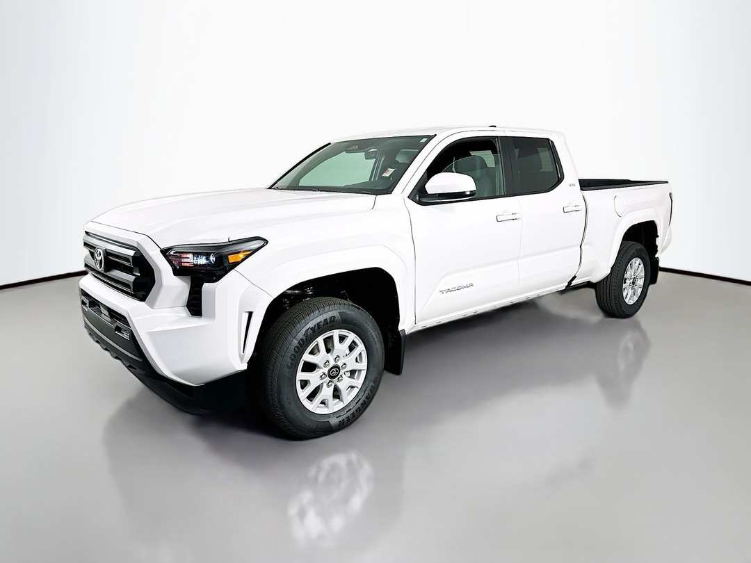 2026 Toyota Tacoma SR5 - Image 3