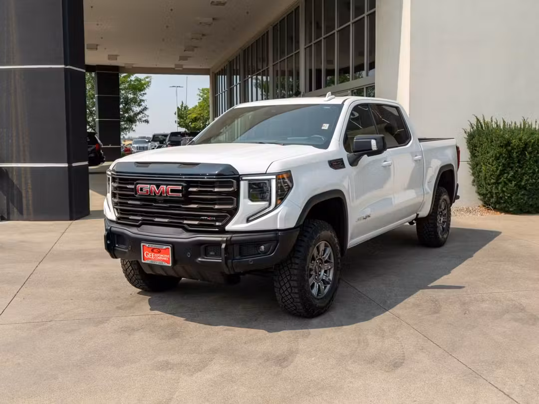 2026 GMC Sierra 1500 AT4X - Image 3