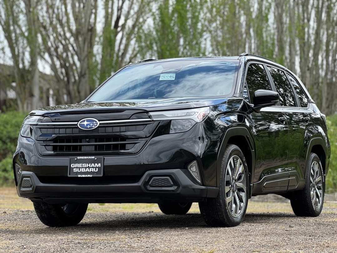 2025 Subaru Forester Touring - Image 3