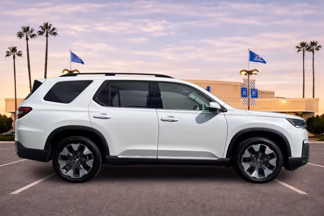 2026 Honda Pilot Elite - Image 3