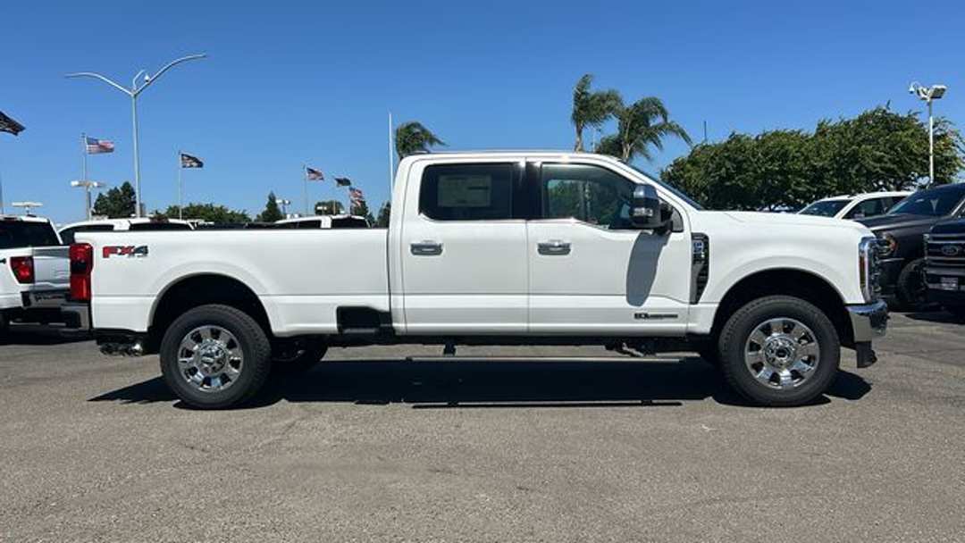 2026 Ford F-250Sd Lariat - Image 2