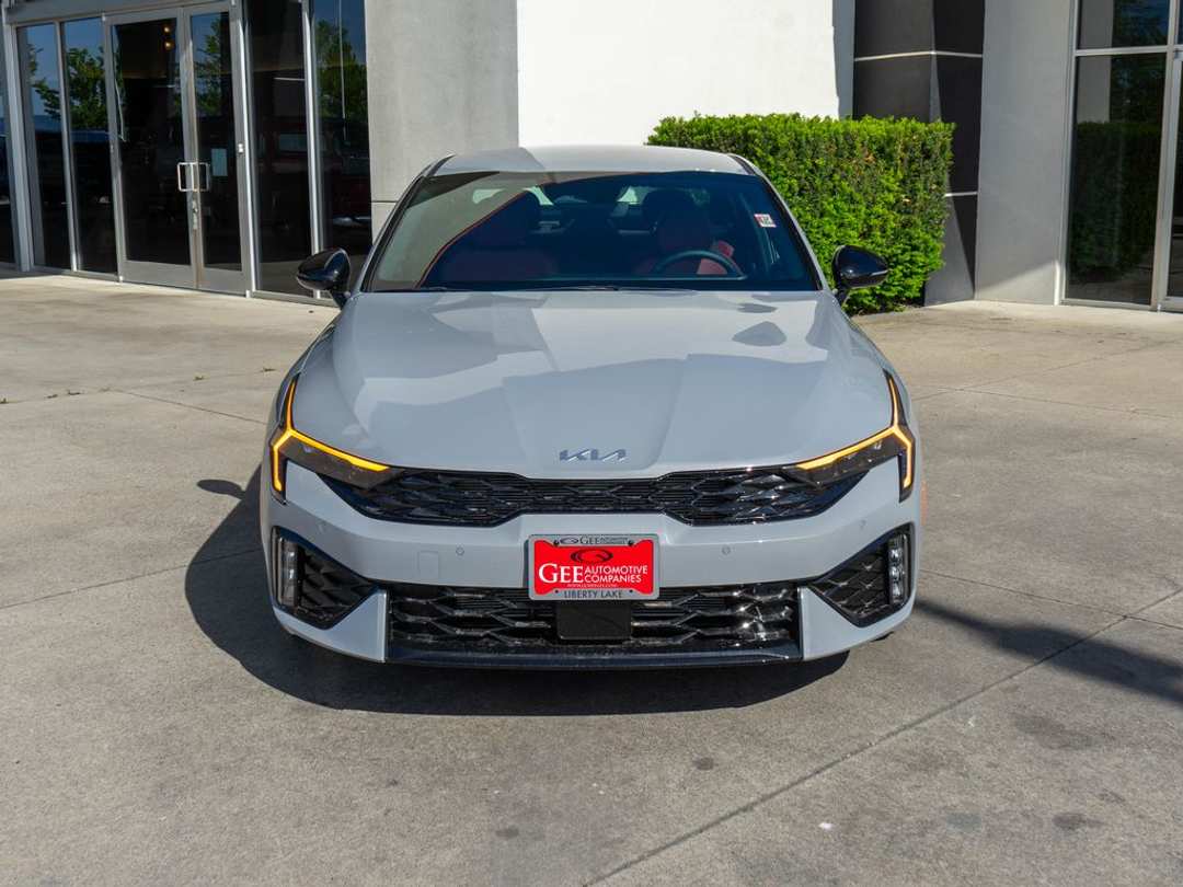 2026 Kia K5 GTLine - Image 2