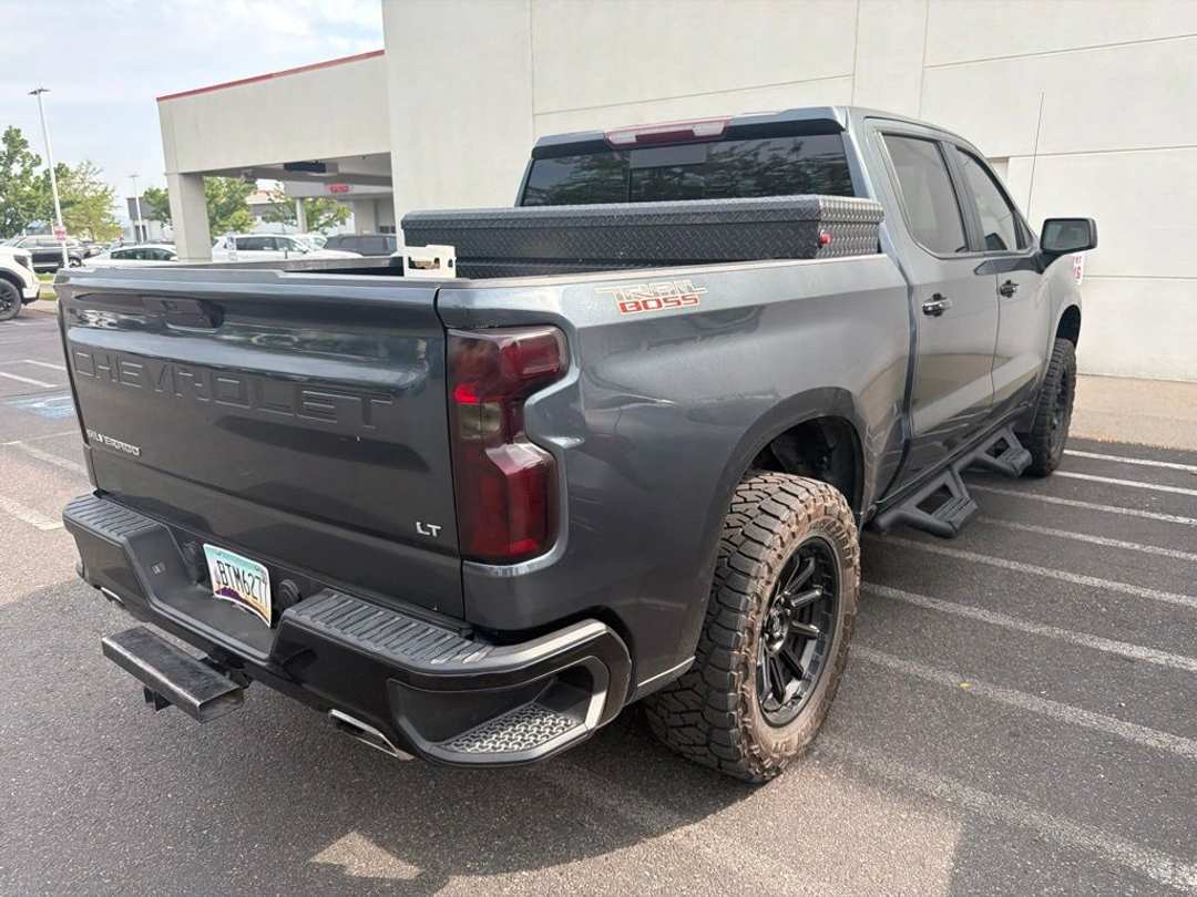 2019 Chevrolet Silverado 1500 LT Trail Boss - Image 3