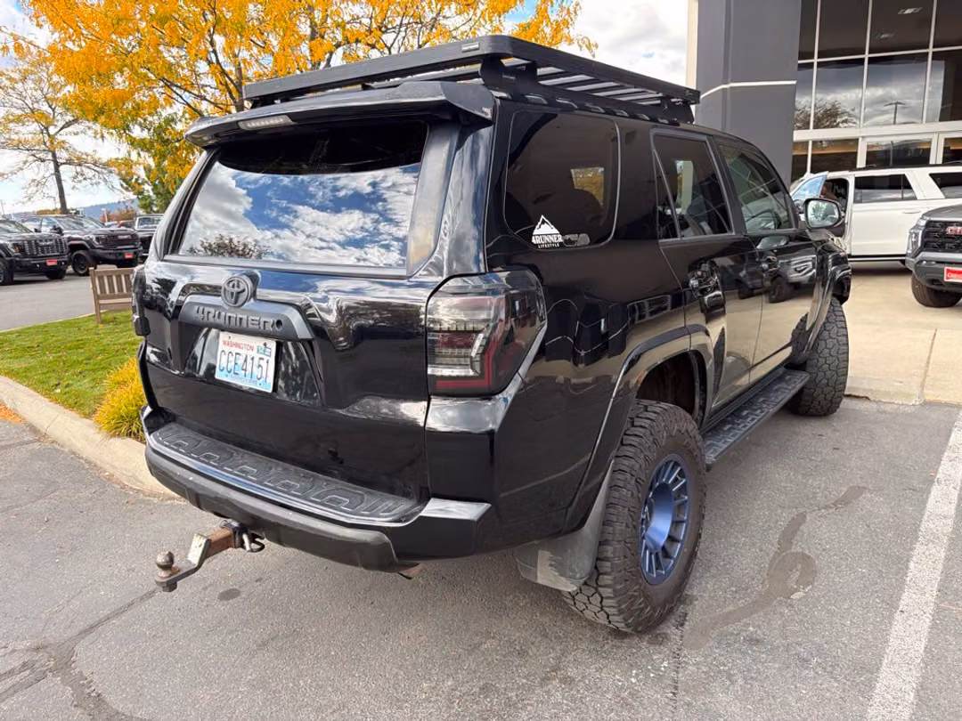 2019 Toyota 4Runner - Image 3