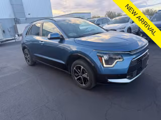 2025 Kia Niro SX
