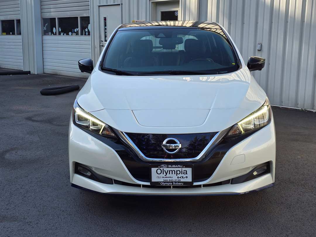 2021 Nissan LEAF SL Plus - Image 2