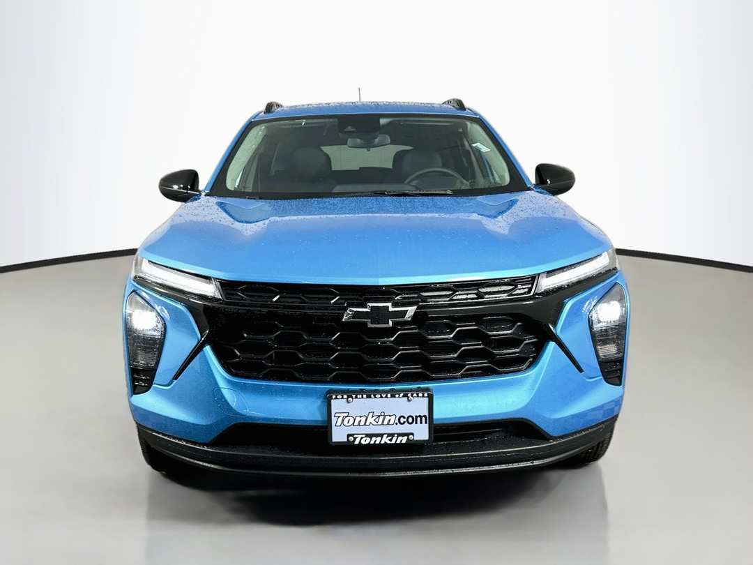 2026 Chevrolet Trax LT - Image 2