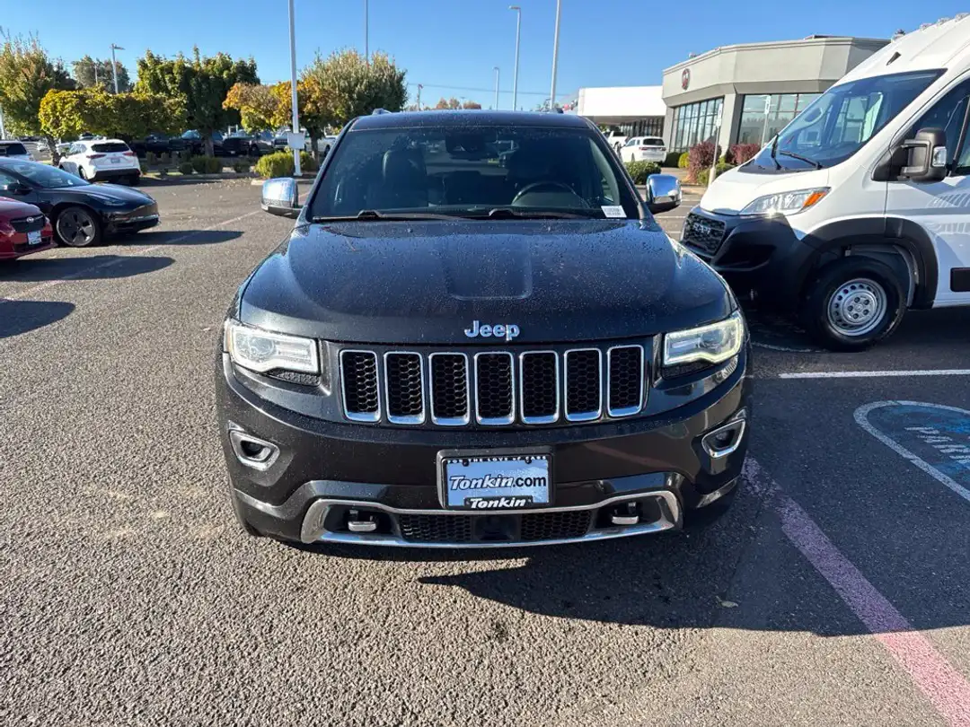 2016 Jeep Grand Cherokee Overland - Image 2