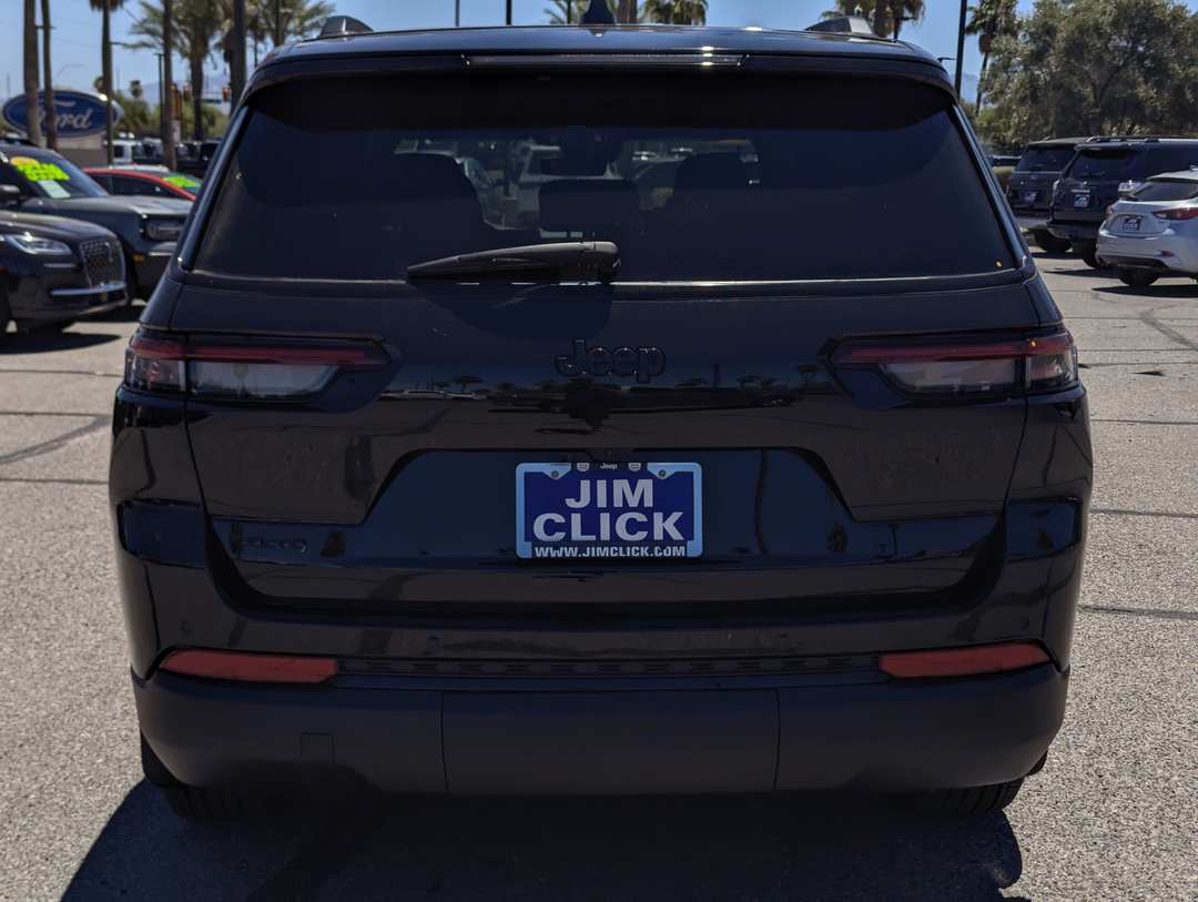 2025 Jeep Grand Cherokee L Altitude X - Image 3