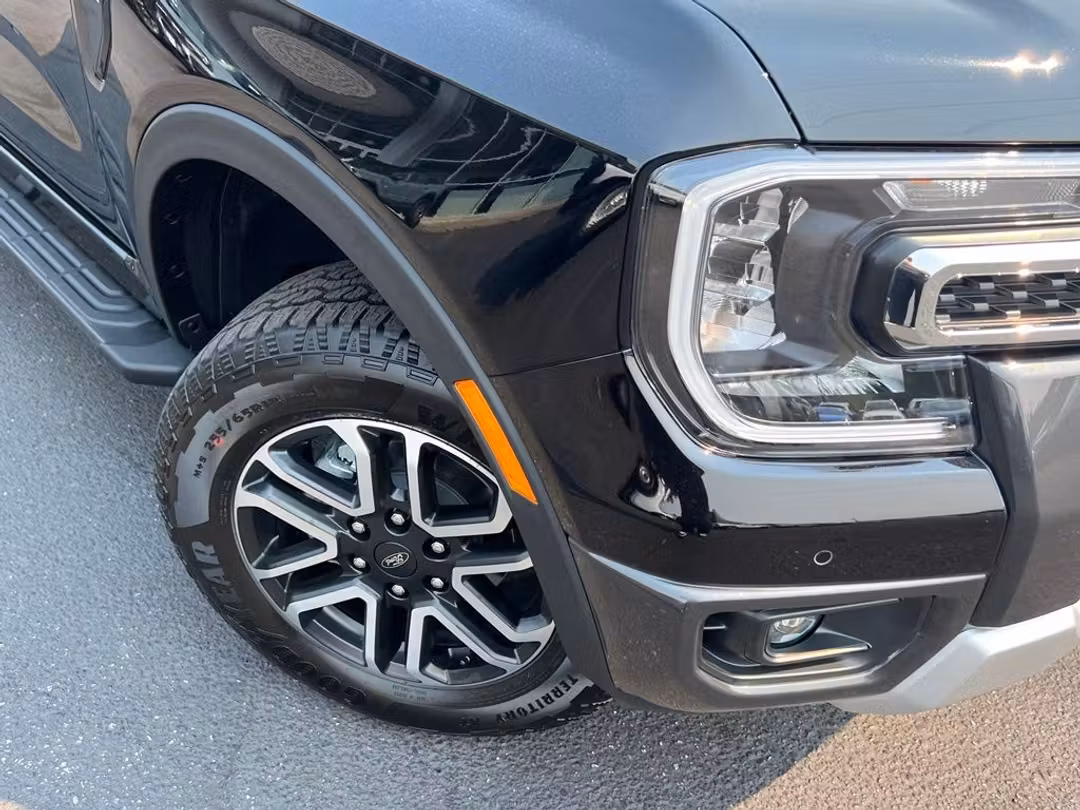 2026 Ford Ranger Lariat - Image 2