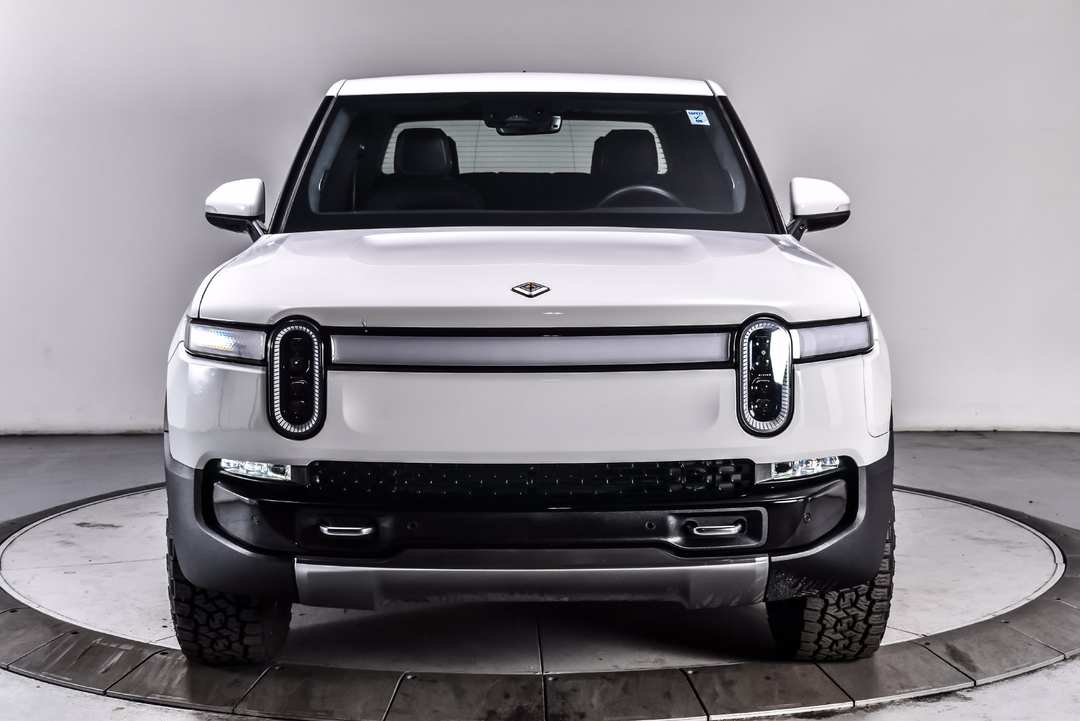 2023 Rivian R1T Adventure Quad Motor Large Pack - Image 2