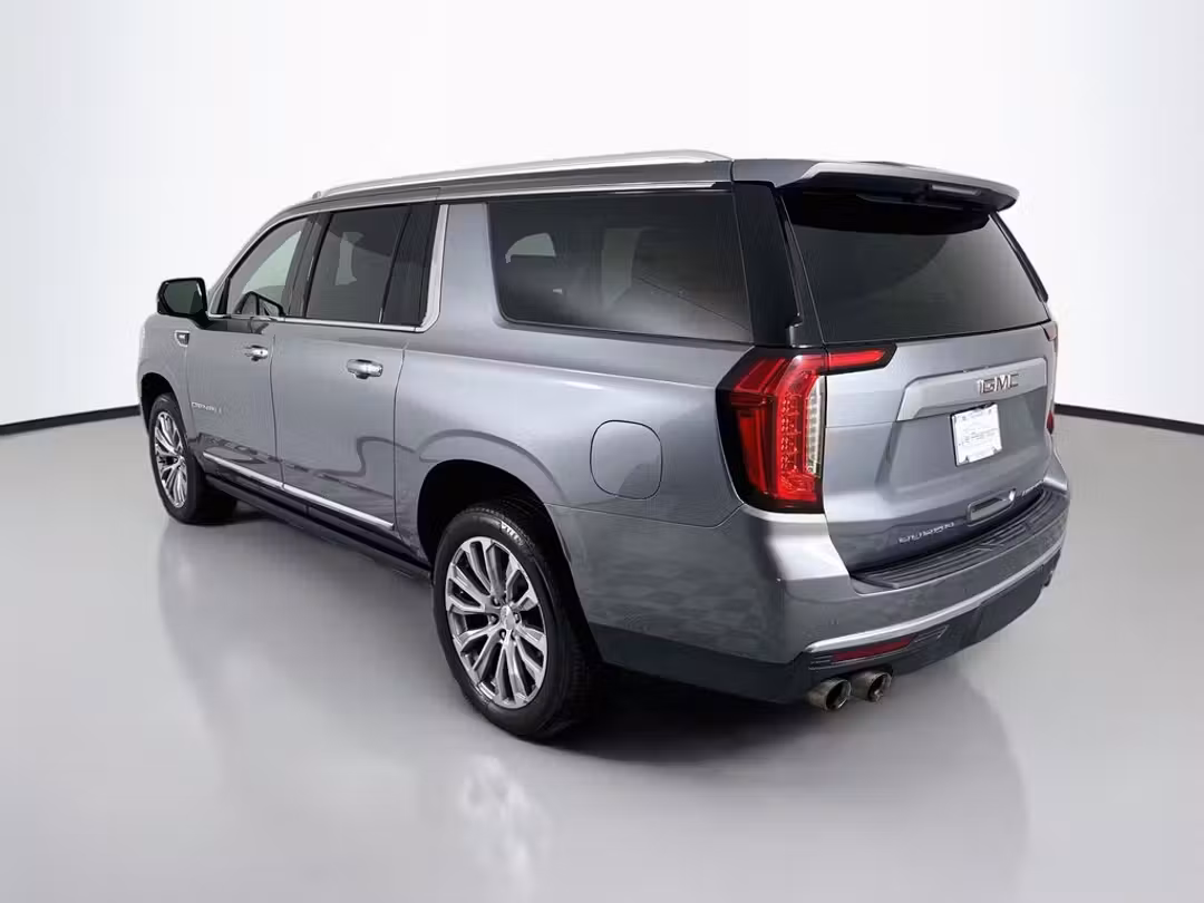 2021 GMC Yukon Xl Denali - Image 3