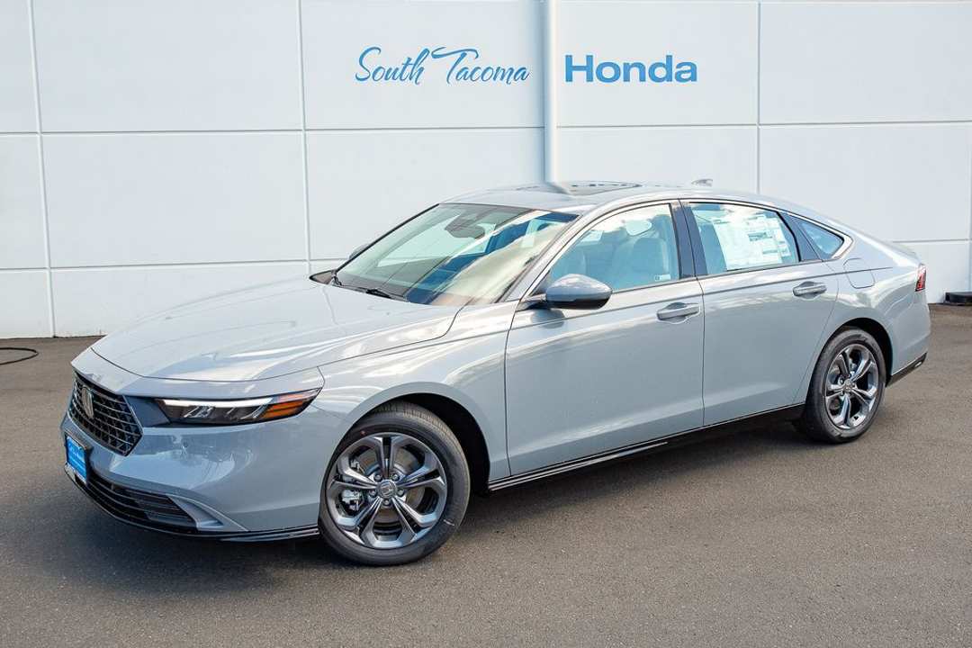 2026 Honda Accord Hybrid EXL - Image 2