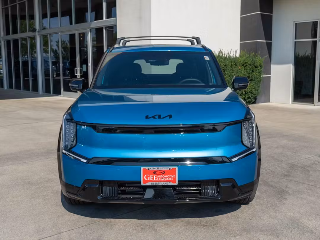 2026 Kia Ev9 Land - Image 2