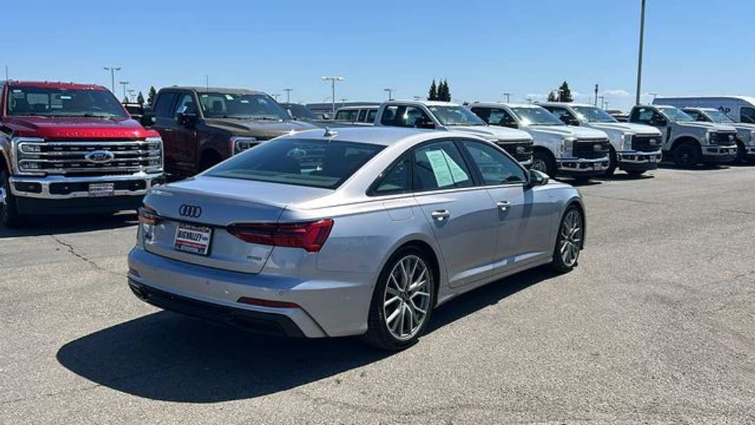 2022 Audi A6 3.0T Premium Plus - Image 3