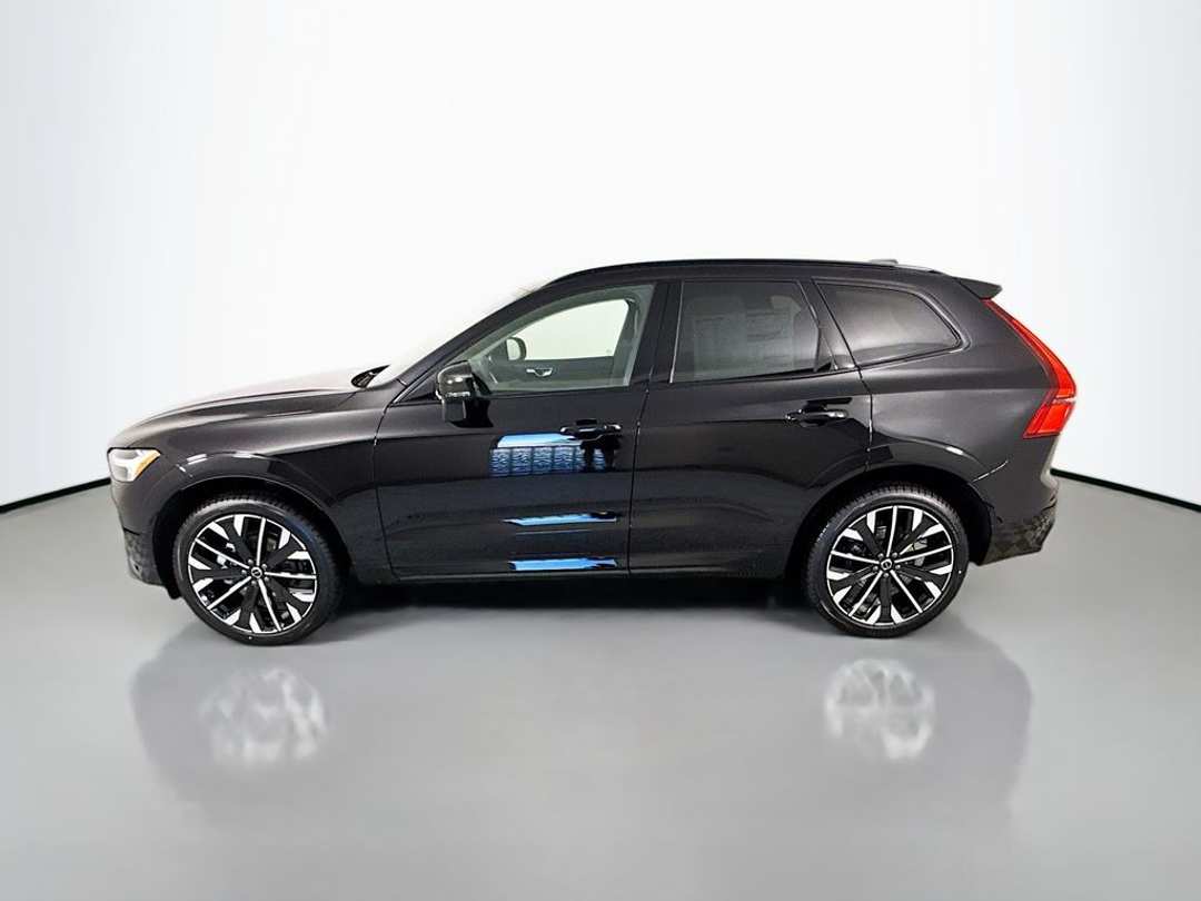 2026 Volvo Xc60 B5 Ultra - Image 2