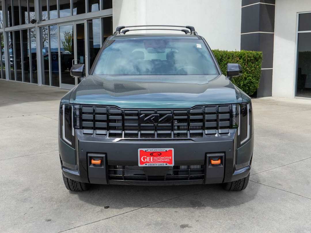 2027 Kia Telluride XPro SXPrestige - Image 2