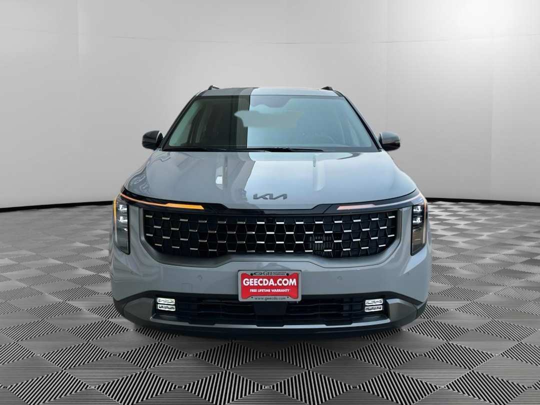 2027 Kia Carnival Hybrid SX - Image 2