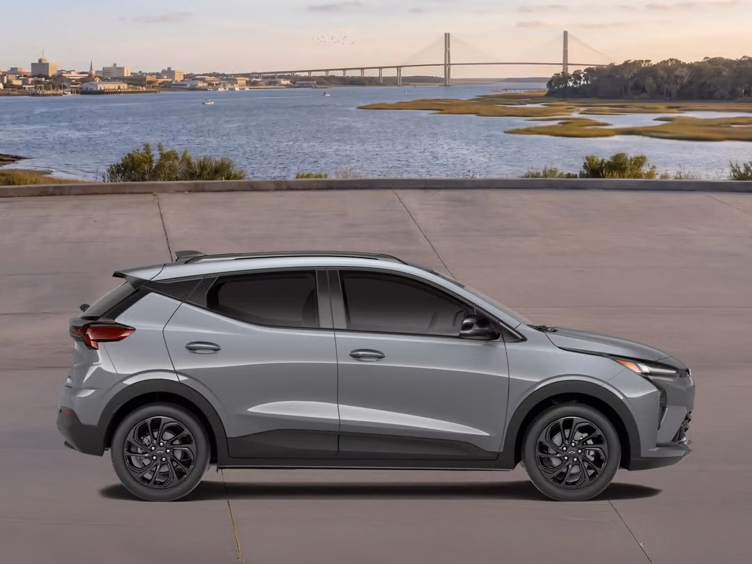 2027 Chevrolet Bolt Ev RS - Image 2