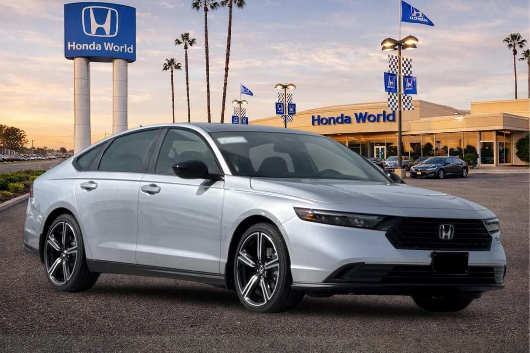 2026 Honda Accord Hybrid Sport - Image 2