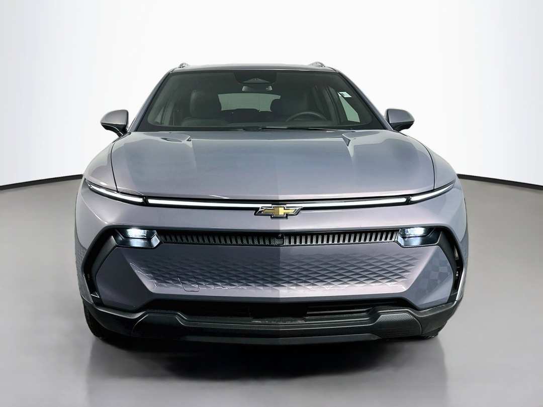 2026 Chevrolet Equinox Ev LT - Image 2