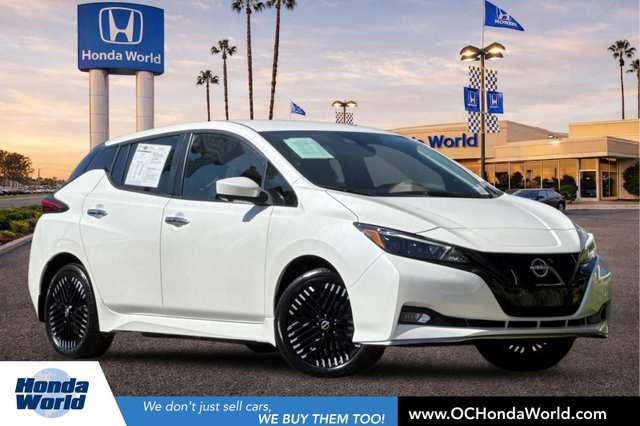2023 Nissan LEAF SV Plus