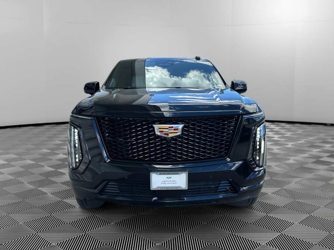 2026 Cadillac Escalade Esv Platinum Sport - Image 2