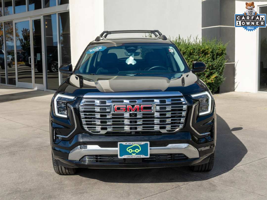 2026 GMC Terrain Denali - Image 2