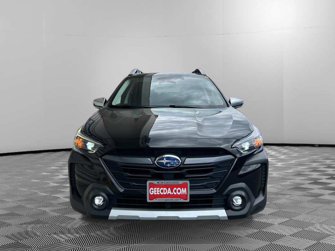 2023 Subaru Outback Touring XT - Image 2