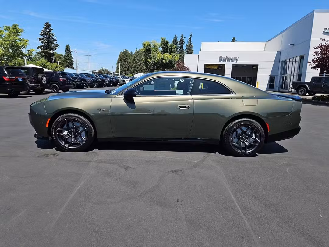 2026 Dodge Charger R/T - Image 3