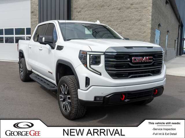 2023 GMC Sierra 1500 AT4