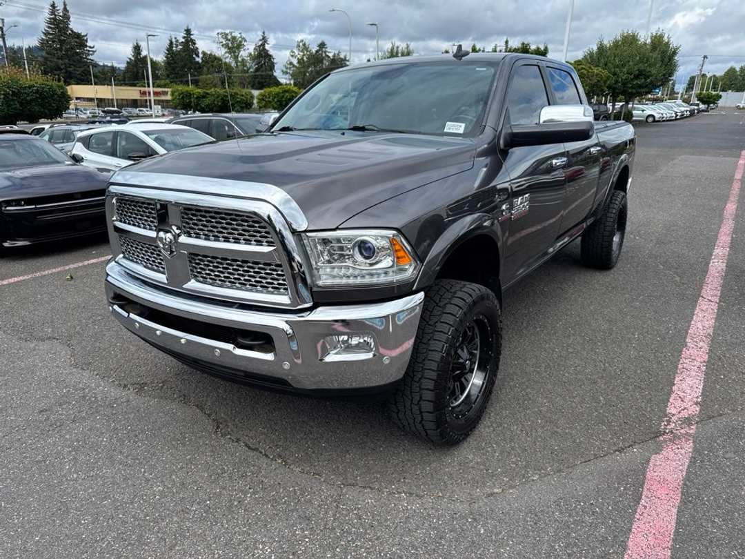 2016 Ram 2500 Laramie - Image 3