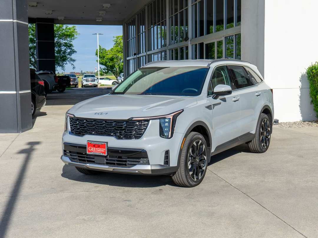 2026 Kia Sorento EX - Image 3