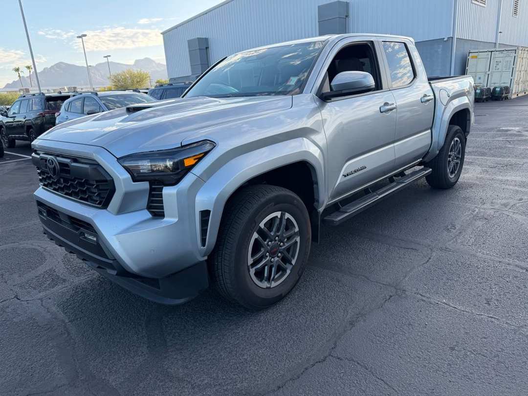 2024 Toyota Tacoma TRD Sport - Image 3
