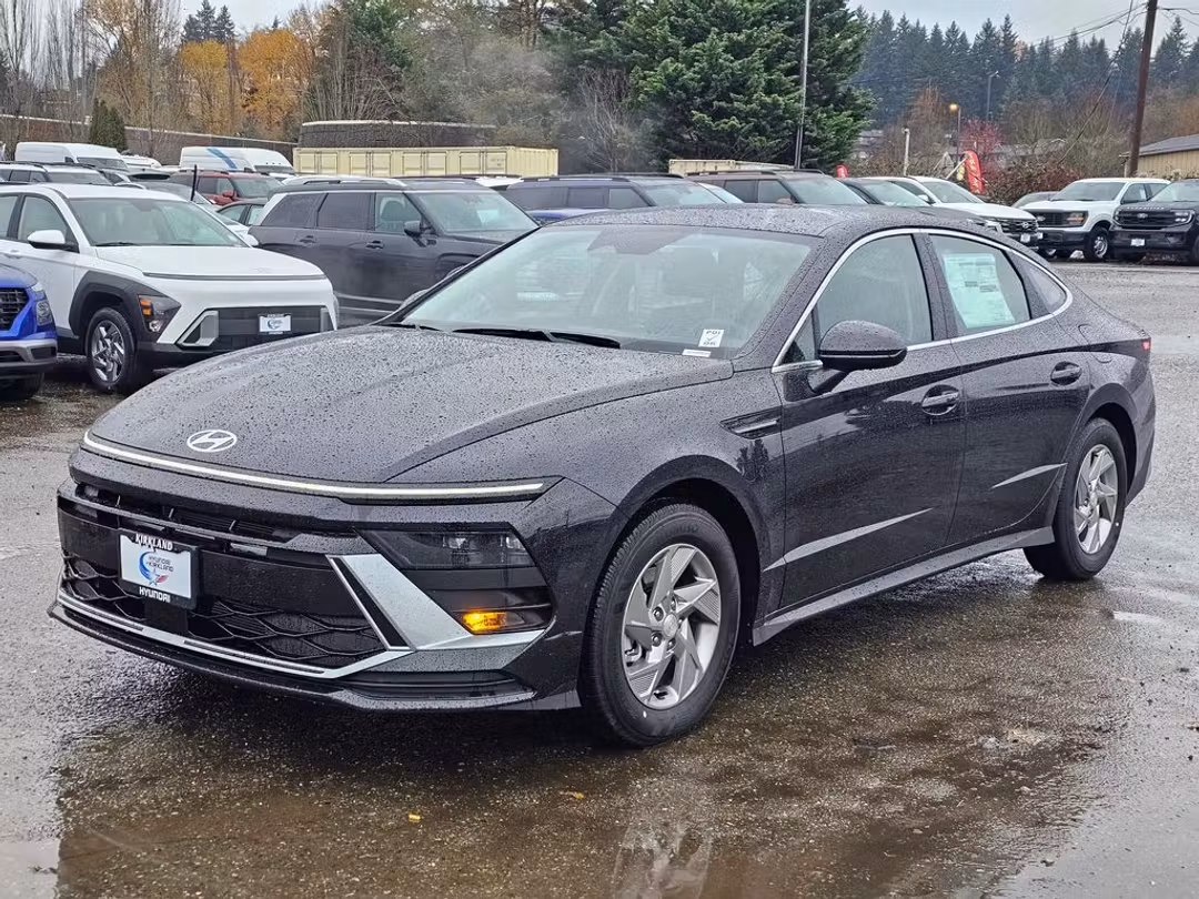 2026 Hyundai Sonata SE - Image 3