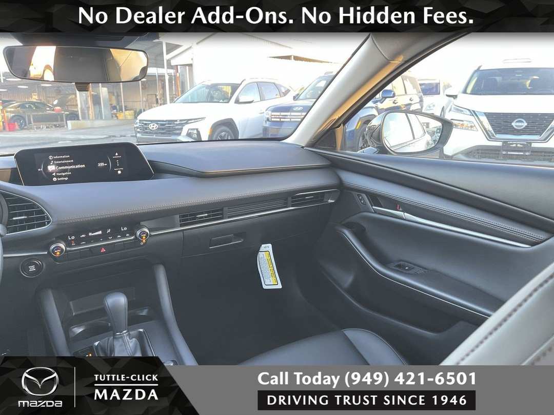 2026 MAZDA Mazda3 2.5 S Select Sport - Image 3