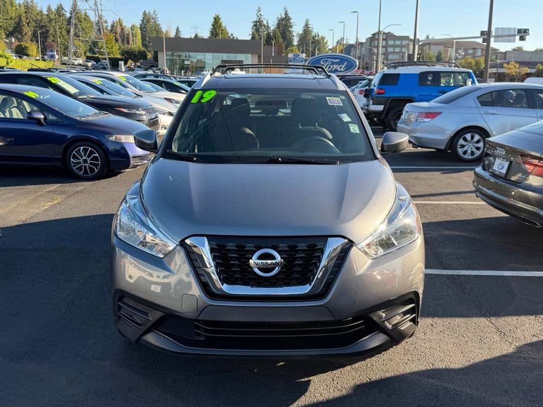 2019 Nissan Kicks SV - Image 3