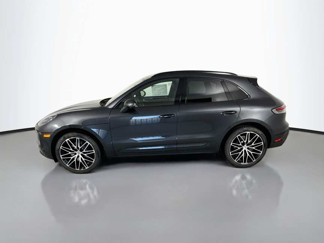 2026 Porsche Macan - Image 2