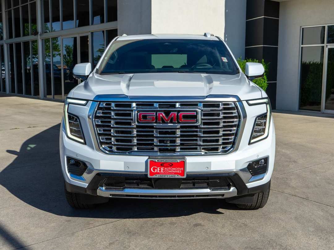 2026 GMC Yukon Xl Denali - Image 2