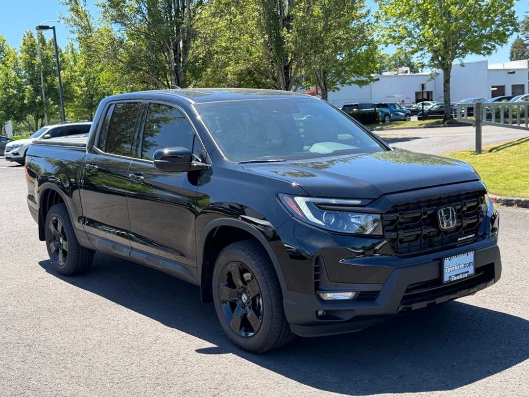 2026 Honda Ridgeline Black Edition - Image 2