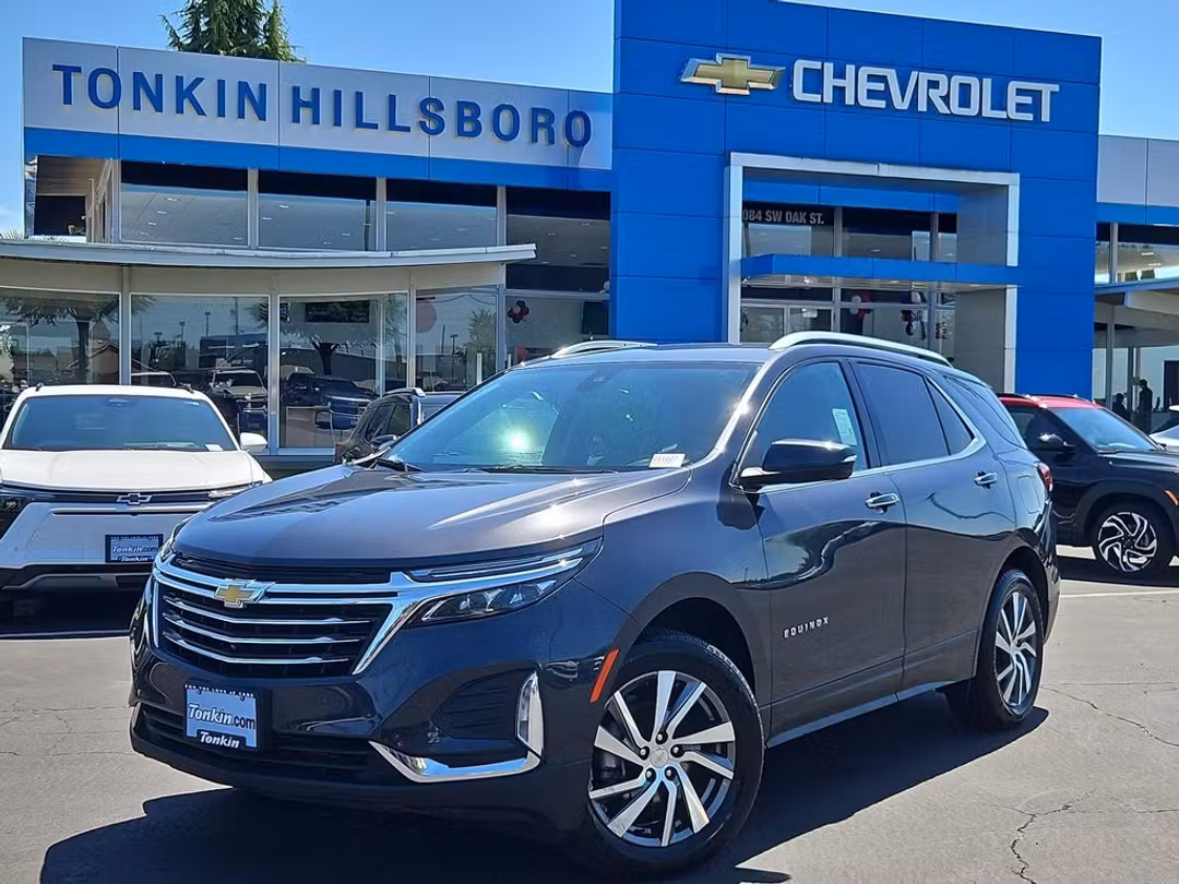 2022 Chevrolet Equinox Premier - Image 2