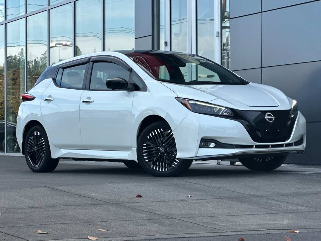 2025 Nissan LEAF SV Plus - Image 2