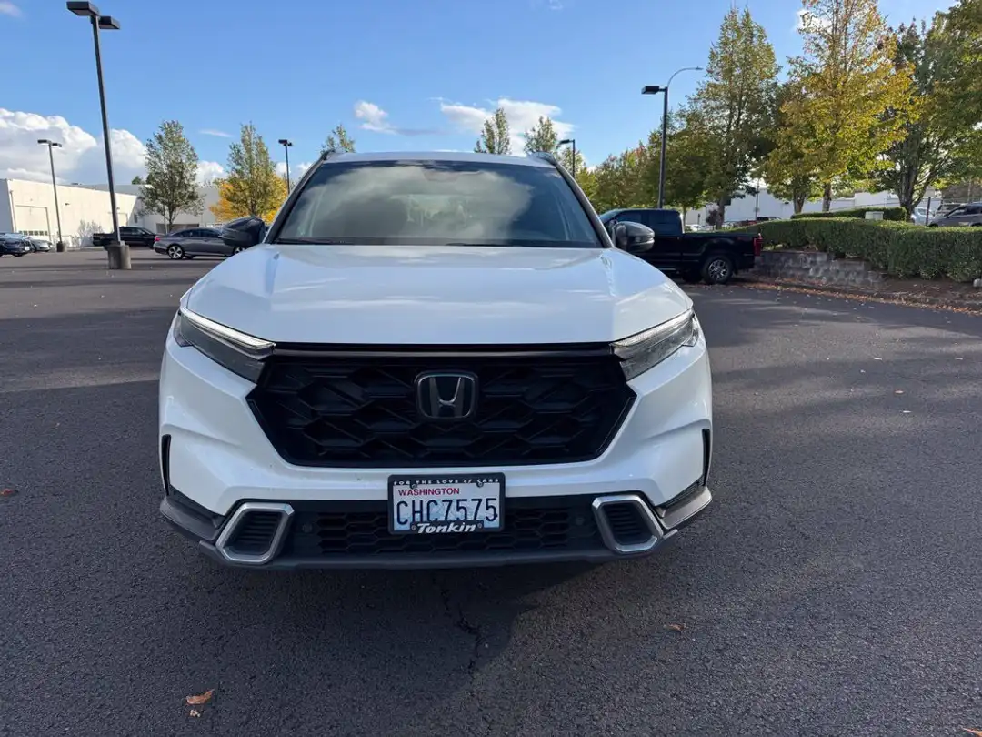2023 Honda Cr-V Hybrid Sport Touring - Image 2