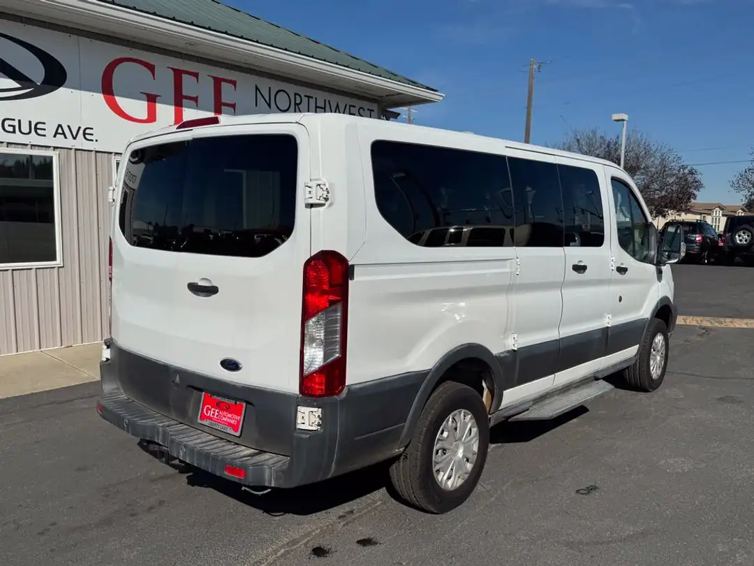 2017 Ford Transit-150 XLT - Image 3