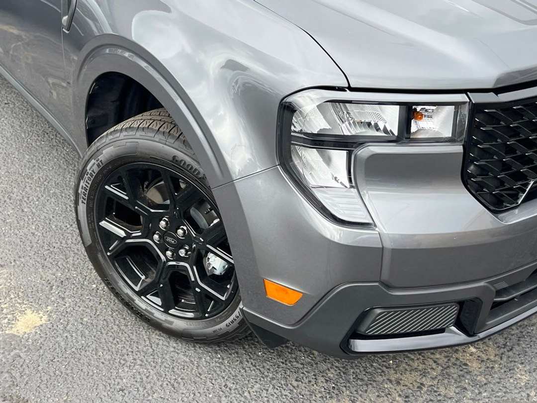 2026 Ford Maverick XLT - Image 2