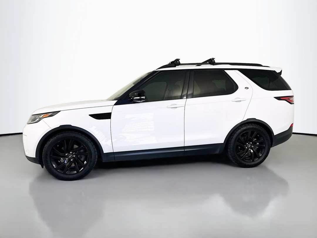 2018 Land Rover Discovery HSE - Image 2